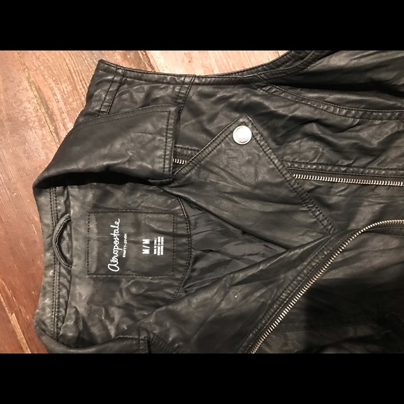 Aero Pleather Zip Vest - Picture 2 of 2